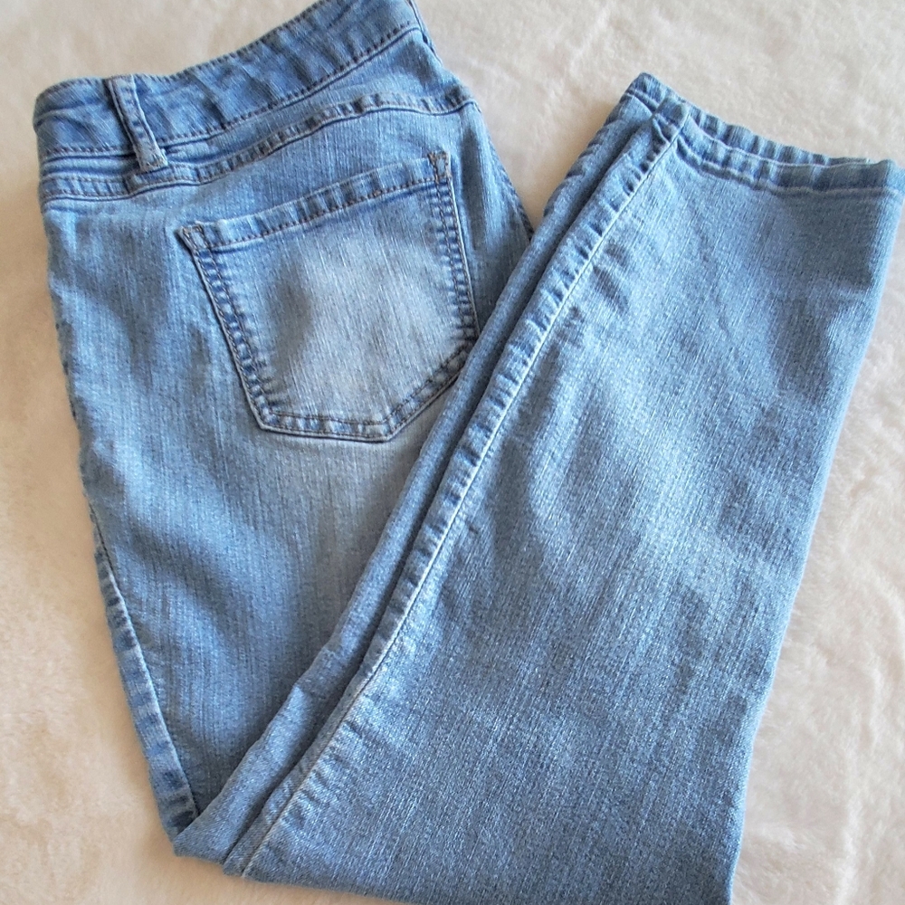 Artisan NY Blue Denim Jeans Women's Size 8 inseam 26" BUNDLE & SAVE